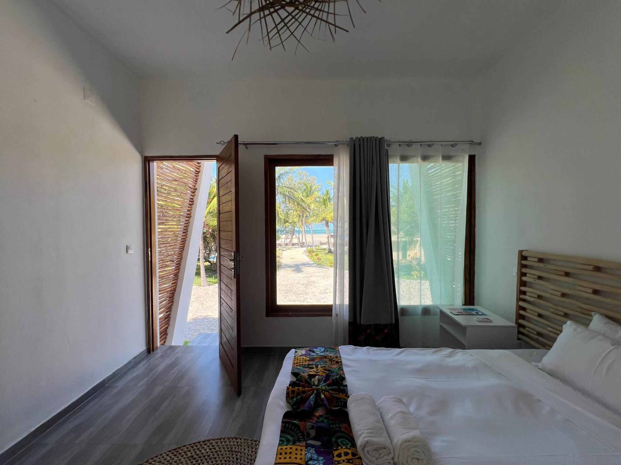 ビランクロス New Giraffe House Bed & Breakfast エクステリア 写真